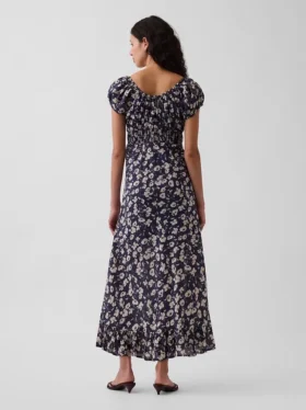 Maxikleid mit V-Ausschnitt und Rüschen am Saum
