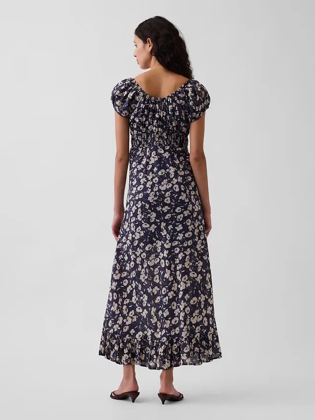 Maxikleid mit V-Ausschnitt und Rüschen am Saum