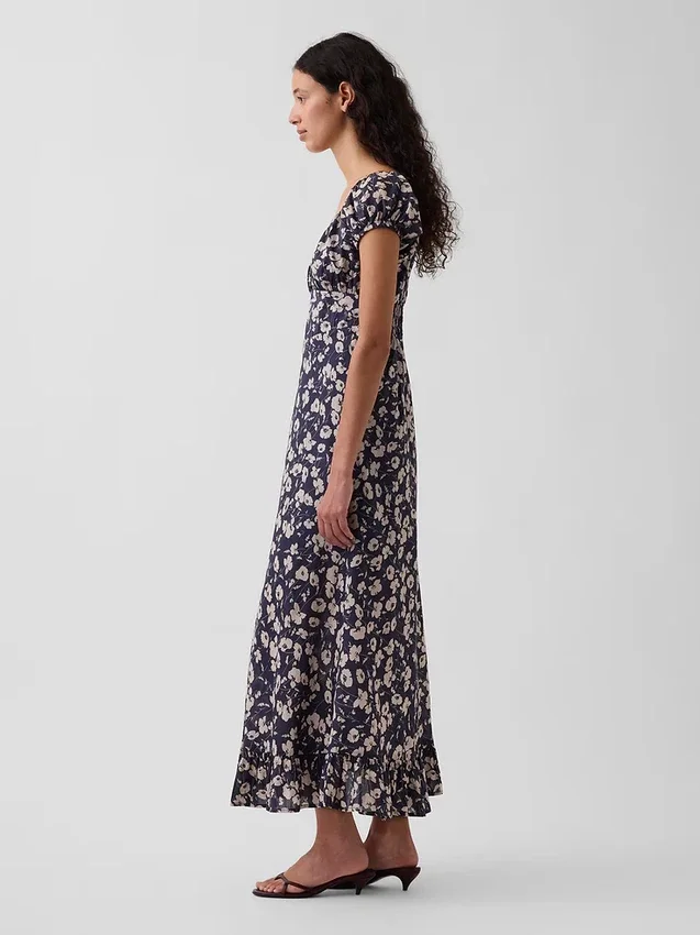 Maxikleid mit V-Ausschnitt und Rüschen am Saum
