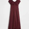 Maxikleid mit V-Ausschnitt und Rüschen am Saum