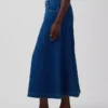 Maxirock aus Denim mit Nahtdetails und Knopfleiste