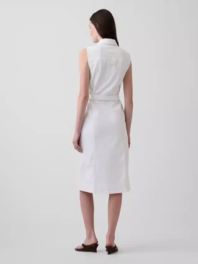 Midi-Kleid aus Denim mit Bindegürtel