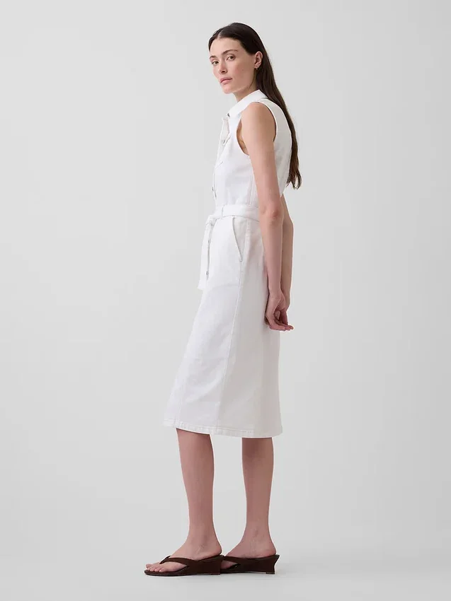 Midi-Kleid aus Denim mit Bindegürtel