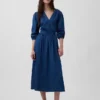 Midi-Kleid aus Denim mit Patchwork-Taille