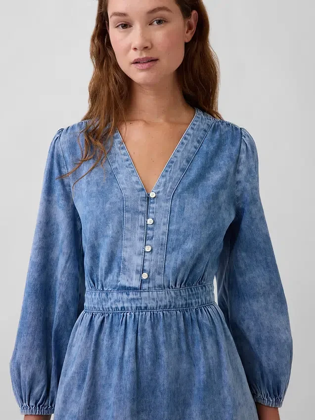 Midi-Kleid aus Denim mit Patchwork-Taille