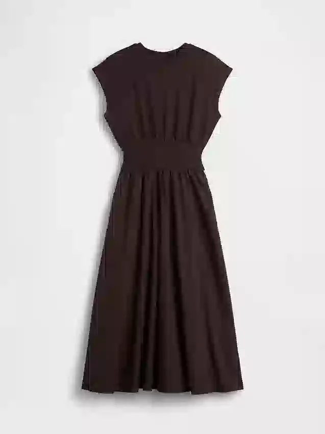 Midi-Kleid aus verschiedenen Materialien mit tief sitzender Taille