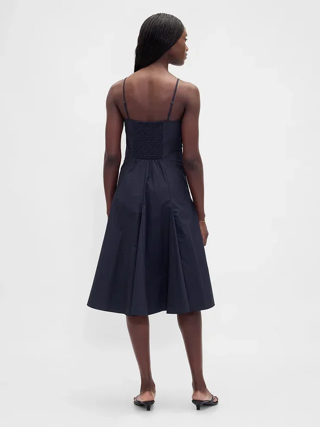 Midi-Kleid mit V-Ausschnitt und Nähten