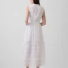 Midi-Shirtkleid mit Spitzenbesatz und Stufenschnitt