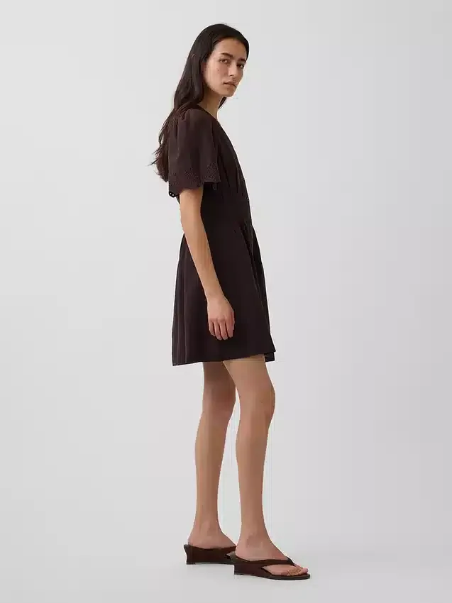 Mini-Hemdkleid aus Leinenmischung mit tailliertem Schnitt