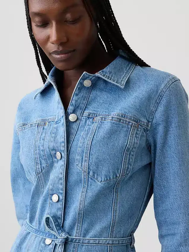 Mini-Kleid aus Denim mit Knopfleiste