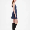 Mini-Kleid aus Denim mit Knopfleiste und Nähten