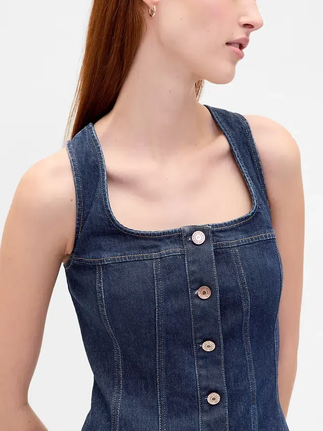 Mini-Kleid aus Denim mit Knopfleiste und Nähten