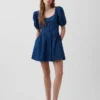 Mini-Kleid aus Denim mit Puffärmeln und Herzausschnitt