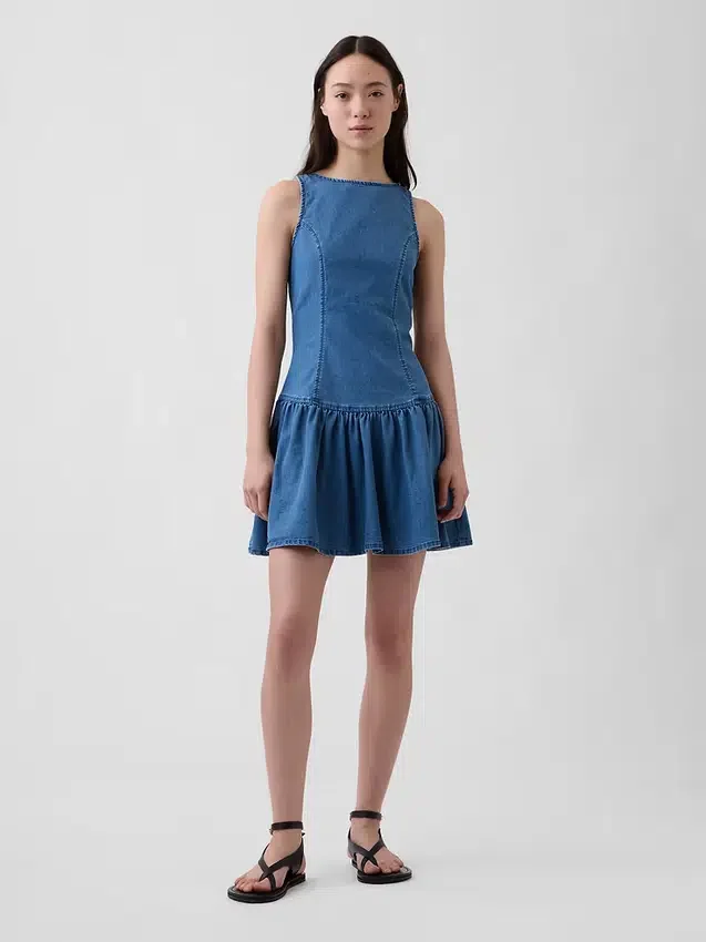 Mini-Kleid aus Denim mit tief sitzender Taille