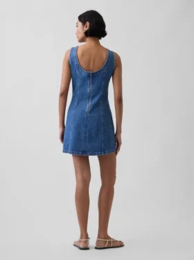 Mini-Kleid aus Denim mit U-Boot-Ausschnitt und offenem Rücken