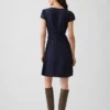 Mini-Kleid mit V-Ausschnitt und Print