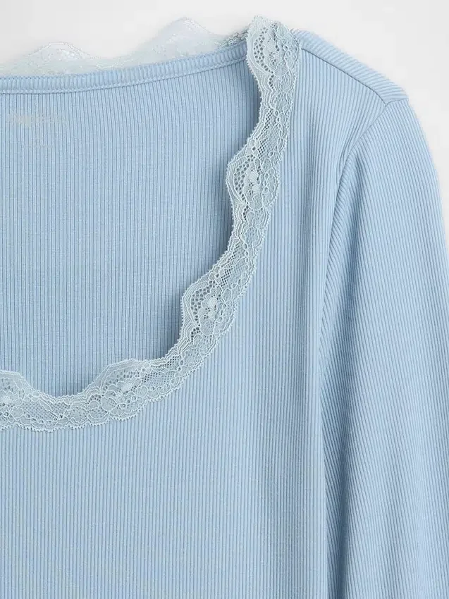 Mini-Ripp-Pyjama-Oberteil mit Spitzenbesatz