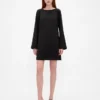 Mini-Shift-Kleid mit U-Boot-Ausschnitt
