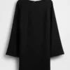 Mini-Shift-Kleid mit U-Boot-Ausschnitt