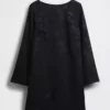 Mini-Shift-Kleid mit U-Boot-Ausschnitt