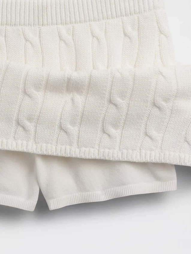 Mini-Skort aus 100 % Baumwolle im Zopfmuster