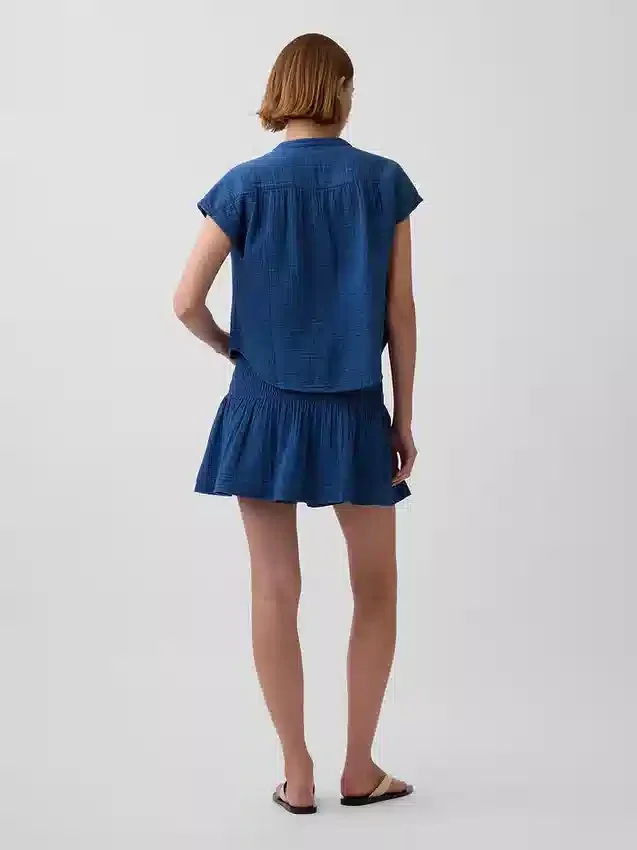 Mini-Skort aus Baumwollgaze-Denim mit gerafftem Bund