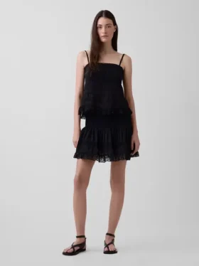 Mini-Skort mit Biesen und Spitzenbesatz