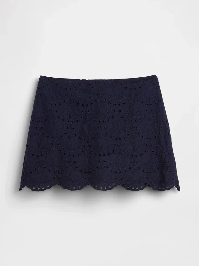 Mini-Skort mit Lochstickerei