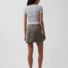 Mini-Utility-Skort mit hoher Leibhöhe