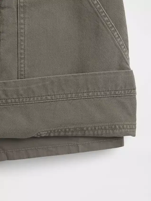 Mini-Utility-Skort mit hoher Leibhöhe