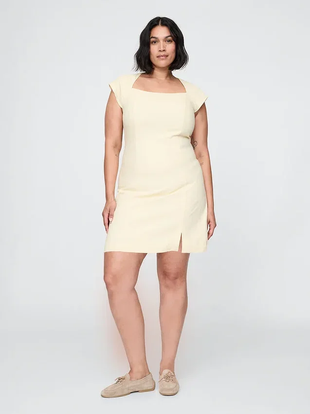 Minikleid aus Leinenmischung mit Flügelärmeln