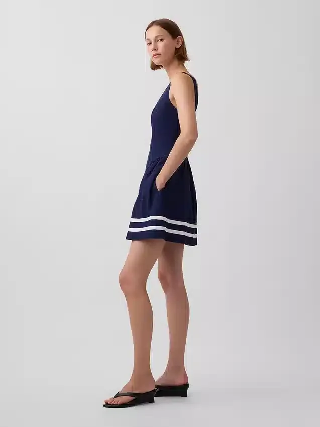 Minikleid aus Leinenmischung mit tief sitzender Taille