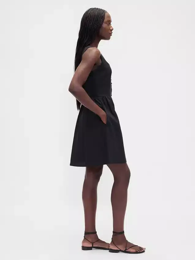 Minikleid aus Leinenmischung mit tief sitzender Taille