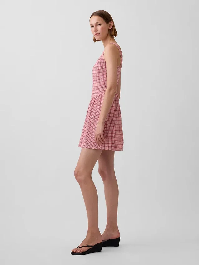 Minikleid aus Leinenmischung mit tief sitzender Taille