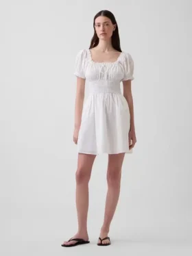 Minikleid mit gesmokter Taille