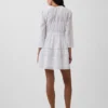 Minikleid mit Spitzenbesatz