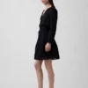 Minikleid mit Spitzenbesatz