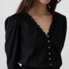 Minikleid mit Spitzenbesatz