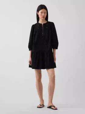 Minikleid mit tief sitzender Taille und Spitzenbesatz