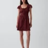 Minikleid mit U-Ausschnitt und Spitzenbesatz