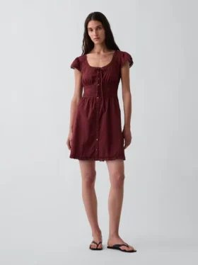 Minikleid mit U-Ausschnitt und Spitzenbesatz