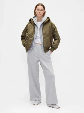 Mit Kunstfell gefütterte Utility-Jacke mit Kapuze