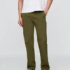 Moderne gerade geschnittene Khakis