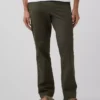 Moderne gerade geschnittene Khakis