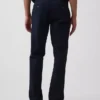Moderne gerade geschnittene Khakis
