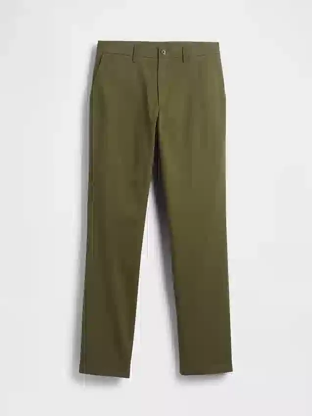 Moderne gerade geschnittene Khakis