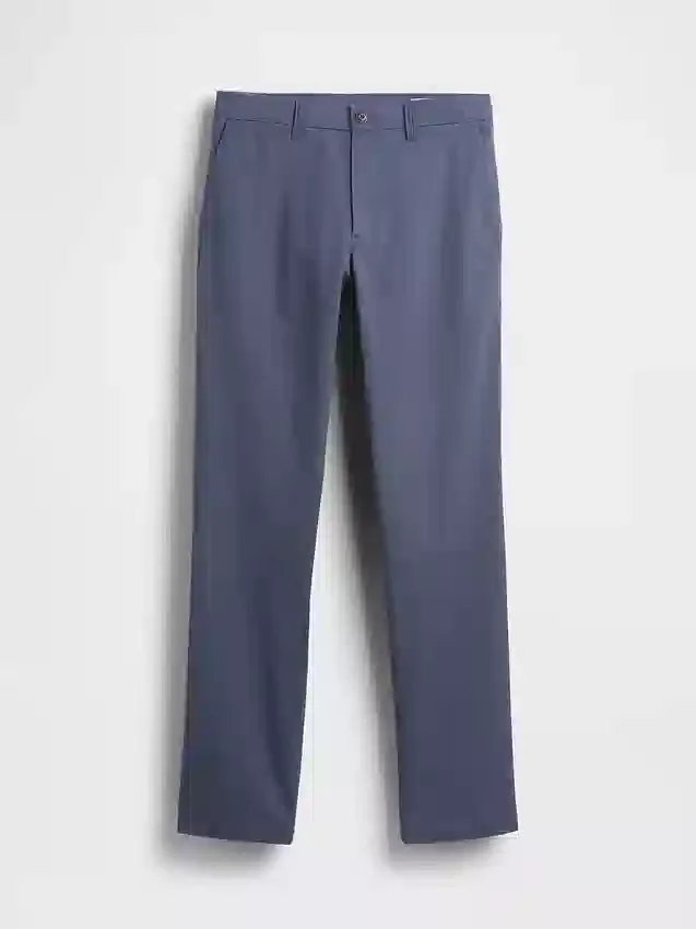 Moderne gerade geschnittene Khakis