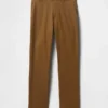 Moderne gerade geschnittene Khakis