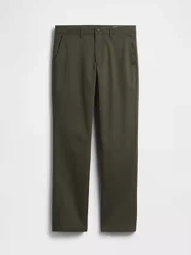 Moderne gerade geschnittene Khakis
