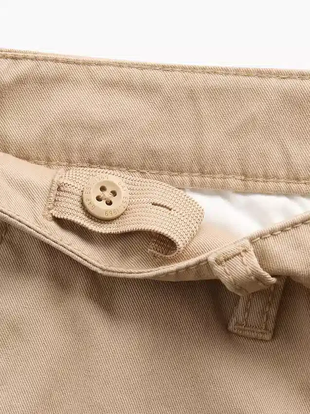 Moderne, locker sitzende Khaki-Hose für Kinder